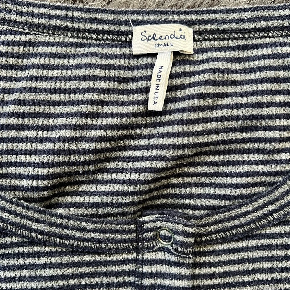 Splendid Striped Henley
Grey + navy waffle fabric with snaps - Picture 2 of 4